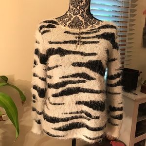 NY Collection zebra print sweater